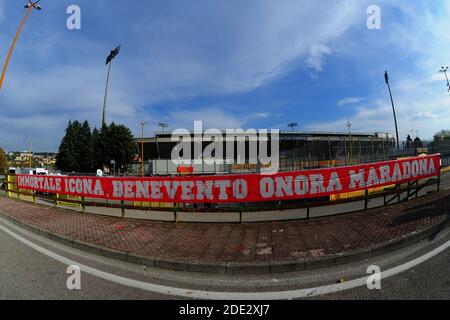 Ciro Vigorito stadium, Benevento, Italy, 28 Nov 2020, Stadium Ciro Vigorito sign remembering Diego Armando Maradona during Benevento Calcio vs Juventus FC, Italian football Serie A match - Photo Renato Olimpio / LM Credit: Ettore Griffoni/Alamy Live News Stock Photo