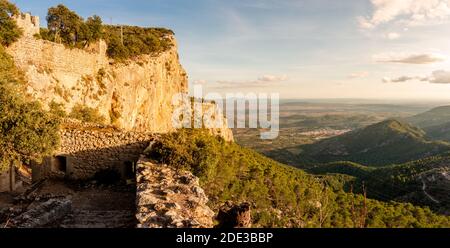 Remains of the castle of Alaró in the natural park of Tramuntana on the island of Mallorca. Panoramic view Stock Photo