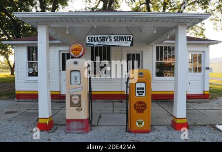 The historic Soulsby's Service gas station along Route 66 in Mount Olive, Illinois, was built in 1926 and remained in business until 1993. Stock Photo