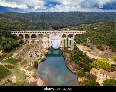 Aerial view of Pont du Gard, Languedoc Roussillon region, France, Unesco World Heritage Site.  Roman Aqueduct crosses the River Gardon near Vers-Pon-d Stock Photo