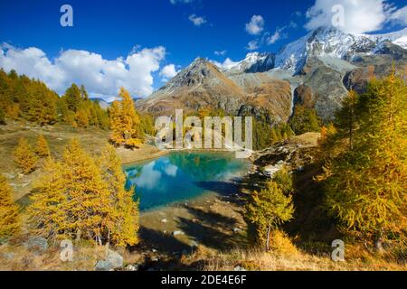 Lac Bleu, Grande Dent de Veisivi, Dent de Perroc, Valais, Switzerland Stock Photo