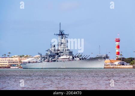 Famous Air Traffic and Submarine Tower on Ford Island at Pearl Harbor, in Hawaii, has been renovated. Tours of USS Missouri Battleship also available Stock Photo