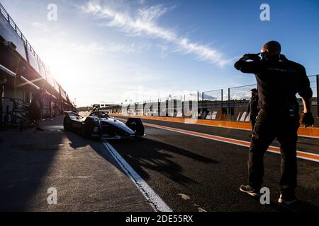 05 Vandoorne Stoffel (bel), Mercedes-Benz EQ Formula E Team, Mercedes-Benz EQ Silver Arrow 02, action during the Valencia pre- / LM Stock Photo