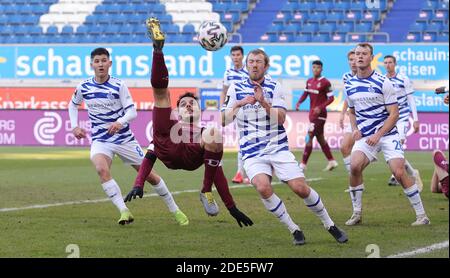 City Of Duisburg, Deutschland. 29th Nov, 2020. firo: 29.11.2020 Football, 3rd Bundesliga, 2020/2021 season, MSV Duisburg - Dynamo Dresden Fallruckzieher HOSINER, Dresden, versus KREMPICKI | usage worldwide Credit: dpa/Alamy Live News Stock Photo