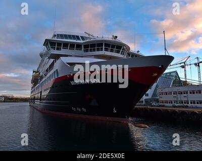 Ms Midnatsol Hurtigruten Cruise Ship Berthed In Tromso Harbour At Night ...