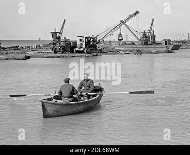 Middle East History - Palestine disturbances 1936. Tel-Aviv Lighter Port south of the Jetty. View looking toward southern sea-wall Stock Photo