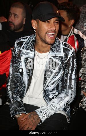 Neymar on sale balmain jacket