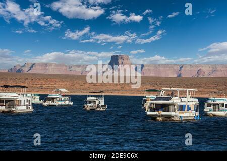 View of Lake Powell with at Glen Canyon National Recreation Area in northern Arizona.