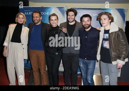 Juliette Binoche et Francois Civil lors de la Premiere de 'Celle Que