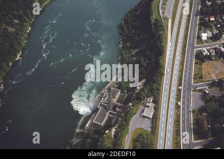 1970s Photo (1973) -  Aerial view of the Niagara River showing sewage discharge from the city of Niagara Falls Stock Photo