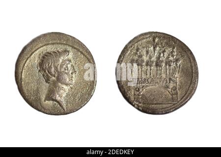 Old ancient coin AR Silver Denarius Emperor Octavian Augustus Roman (reverse side) Victory Arch emperor on chariot 30 -29 BC Stock Photo