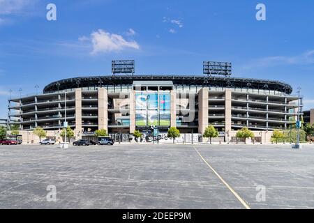 The exterior of the MLB's Chicago White Sox's Guaranteed Rate Field Stock  Photo - Alamy