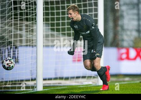 Antwerp's goalkeeper Jean Butez pictured during a training session of ...