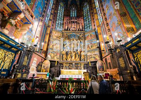 Wooden altarpiece carved by Veit Stoss, Saint Mary’s Basilica. Cracow, Kraków County, Lesser Poland Voivodeship, Poland, Europe Stock Photo
