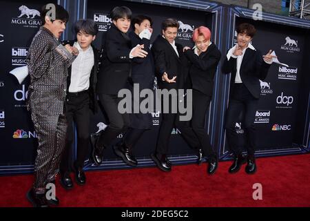 j-hope-v-jungkook-jimin-suga-