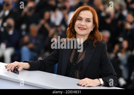 Isabelle Huppert attends the photocall for 'Frankie' during the 72nd annual Cannes Film Festival on May 21, 2019 in Cannes, France. Photo by Lionel Hahn/ABACAPRESS.COM Stock Photo