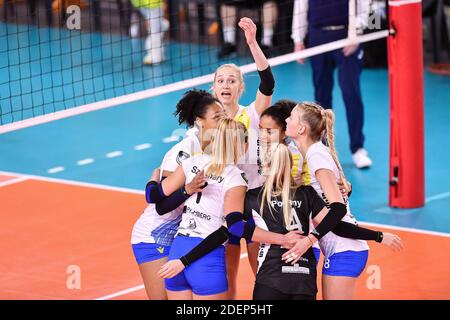 Scandicci, Florence, Italy. 1st Dec, 2020. scandicci, florence, Italy, Palazzetto dello Sport, 01 Dec 2020, Happiness of SSC Palmberg Schwerin players during SSC Palmberg Schwerin vs Developres SkyRes Rzeszow - CEV Champions League Women volleyball match Credit: Lisa Guglielmi/LPS/ZUMA Wire/Alamy Live News Stock Photo
