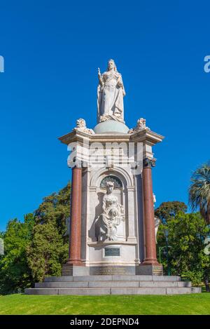 Statue of Queen victoria at Queen victoria gardens in Melbourne, Australia Stock Photo