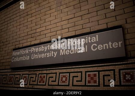 New York Presbyterian Hospital - Columbia University Medical Center Subway Sign in Washington Heights NY Stock Photo