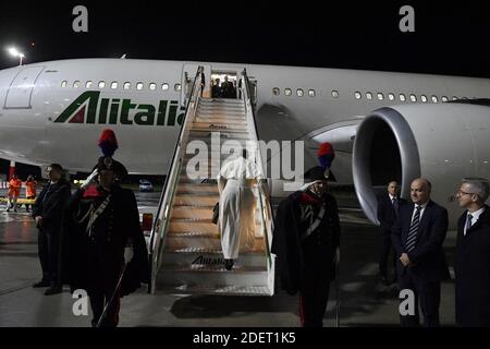 Pope Francis boards his plane to depart for a one-week trip to Thailand and Japan, on November 19, 2019 at Rome's Fiumicino airport, Italy. Photo by ABACAPRESS.COM Stock Photo