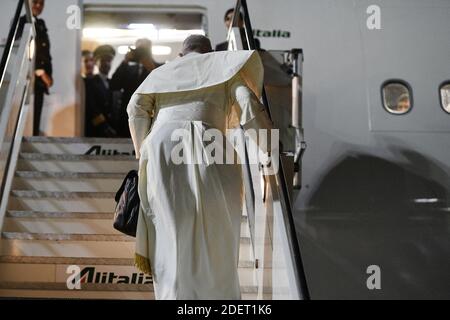 Pope Francis boards his plane to depart for a one-week trip to Thailand and Japan, on November 19, 2019 at Rome's Fiumicino airport, Italy. Photo by ABACAPRESS.COM Stock Photo