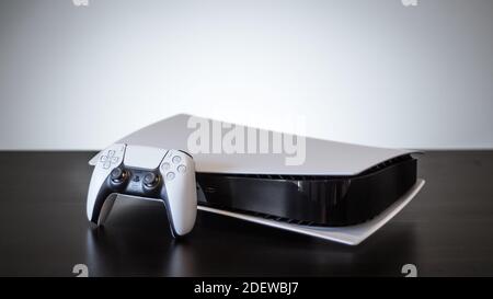 PlayStation 5 gaming console and the DualSense gaming controller Stock Photo