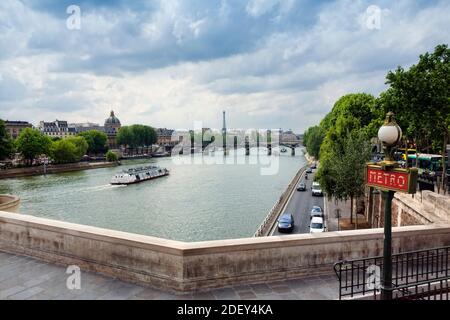 River Seine View of Eiffel tower From Pont Neuf, Paris, Ile-de-France, France Stock Photo