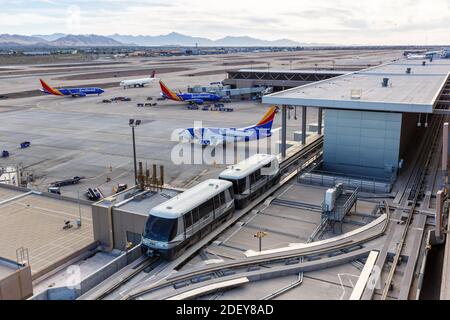 Phoenix, Arizona - April 8, 2019: Southwest Airlines Boeing 737 airplanes at Phoenix Airport (PHX) in Arizona. Stock Photo