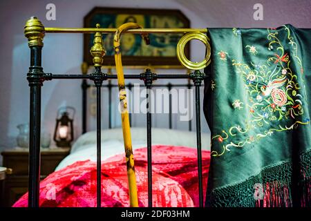 Detail of a bedroom. Cave-Museum of traditional culture. Centro de Interpretacion Cuevas de Guadix. This museum will let you take a close look at this Stock Photo