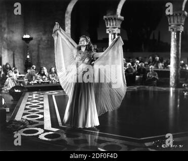 RITA HAYWORTH performs Dance of the Seven Veils in SALOME 1953 director WILLIAM DIETERLE story Jesse Lasky Jr. and Harry Kleiner gowns Jean Louis producers Buddy Adler and Rita Hayworth The Beckworth Corporation / Columbia Pictures Stock Photo