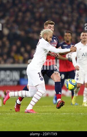 Paris' Neymar Jr and Lille's Xeka during the Ligue 1 match between Lille OSC and Paris Saint-Germain (PSG) at Stade Pierre Mauroy on January 26, 2020 in Lille, France. Photo Sylvain Lefevre /ABACAPRESS.COM