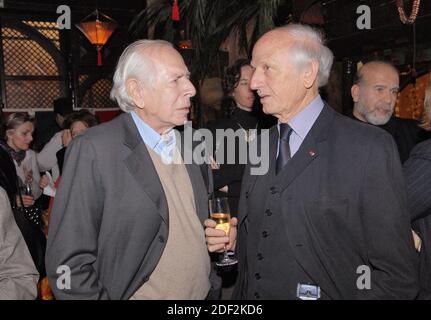 File photo dated January 31, 2006 of French journalist Jean Daniel (L) and Andre Azoulay, advisor to the King of Morocco (R) attend a dinner organised in Paris. Journalist and author, founder and executive editor of Le Nouvel Observateur weekly died at 99 it was announced today. Photo by Ammar Abd Rabbo/ABACAPRESS.COM Stock Photo