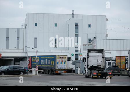 03 December 2020, Saxony-Anhalt, Weißenfels: The Tönnies slaughterhouse in the Burgenland district. More than 170 employees at the site have tested positive for the coronavirus. Photo: Sebastian Willnow/dpa-Zentralbild/dpa Stock Photo