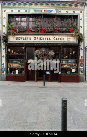 Bewleys cafe on Grafton st in Dublin Ireland Stock Photo