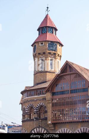 India, Maharashtra, Mumbai, Crawford market, built in the days of the British Raj, now officially renamed Mahatma Jyotiba Phule Market Stock Photo