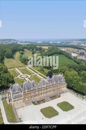 France, Seine Maritime, Tancarville, Tancarville castle, twelfth-century  fortress (aerial view Stock Photo - Alamy