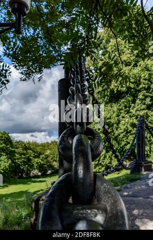 Fragment of Suomenlinna fortress with old Lighthouse in Helsinki ...