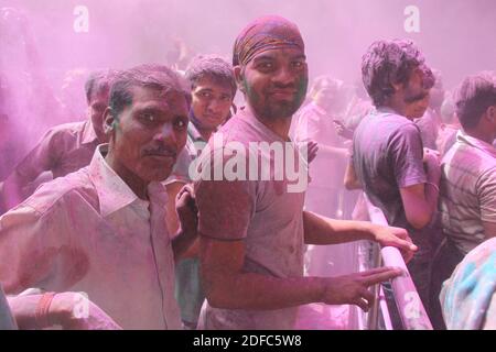 India, crowd in Vrindavan during Holi celebrations Stock Photo