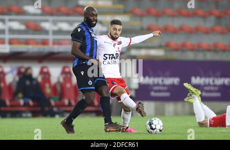 Club S Sofyan Amrabat And Mouscron S Deni Hocko Fight For The Ball During The Jupiler Pro League Match Between Royal Excel Mouscron And Club Brugge Kv Stock Photo Alamy