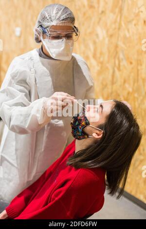 Nurse carries out an antigenic test for the detection of antigens of SARS-CoV-2, responsible for COVID-19, Angoulême, France, November 2020. Stock Photo