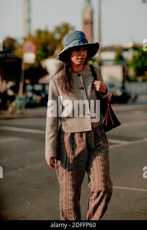 Street style, Flame and Chili Dia arriving at Ganni Spring Summer 2021  show, held at Badsmandsstraede, Copenhagen, Denmark, on August 10th, 2020.  Photo by Marie-Paola Bertrand-Hillion/ABACAPRESS.COM Stock Photo - Alamy