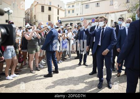 French president Emmanuel Macron greets locals during a visit in Bonifacio, on the island of Corsica, on September 10, 2020.Photo by Eliot Blondet/ABACAPRESS.COM Stock Photo