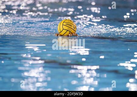Rome, Italy. 05th Dec, 2020. waterpolo ball during Lifebrain SIS Roma vs Ekipe Orizzonte, Waterpolo Italian Serie A1 Women match in Rome, Italy, December 05 2020 Credit: Independent Photo Agency/Alamy Live News Stock Photo