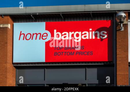 Home Bargains store sign , Trowbridge, Wiltshire, England, UK Stock Photo