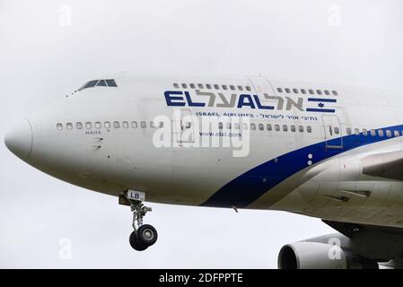 El Al Israel Airlines Boeing 747 Jumbo jet airliner plane 4X-ELB on approach to land at London Heathrow Airport, UK. Named Haifa. Israeli airline Stock Photo