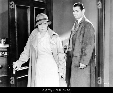 NORMA SHEARER and CLARK GABLE in STRANGE INTERLUDE 1932 director ROBERT Z. LEONARD from the play by Eugene O'Neill Metro Goldwyn Mayer Stock Photo