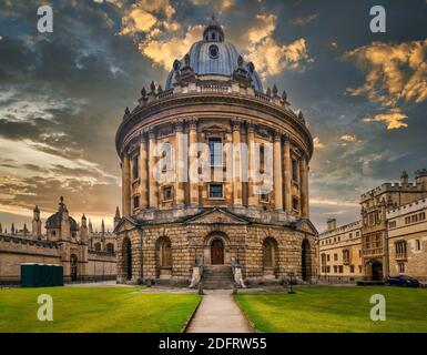 The Radcliffe Camera, a symbol of the University of Oxford Stock Photo