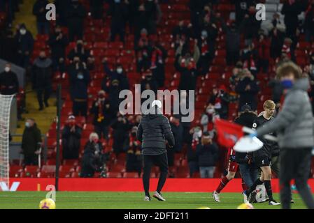 Liverpool, UK. 06th Dec, 2020. Liverpool Manager Jurgen Klopp gestures to the fans after the game. Premier League match, Liverpool v Wolverhampton Wanderers at Anfield Stadium in Liverpool, England on Sunday 6th December 2020. this image may only be used for Editorial purposes. Editorial use only, license required for commercial use. No use in betting, games or a single club/league/player publications.pic by Chris Stading/Andrew Orchard sports photography/Alamy Live News Credit: Andrew Orchard sports photography/Alamy Live News Stock Photo