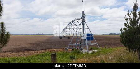 Centre-pivot irrigation, Canterbury Plains, New Zealand. Stock Photo