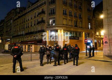 Police security deployment before the 'gilets jaunes', Yellow Vests protest in Paris, around Arc De Triomphe, France, on December 08, 2018. Barricades of stores and bank. Photo by Ania Freindorf/ABACAPRESS.COM Stock Photo